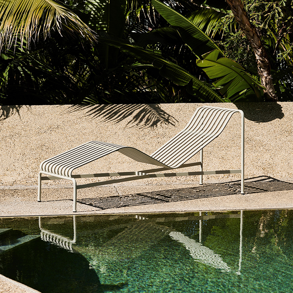 _0002_Palissade_Chaise_Longue_sky_grey_02.jpg