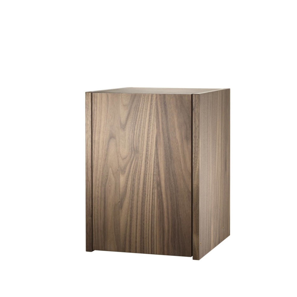 _0004_the-tiny-cabinet1.jpg
