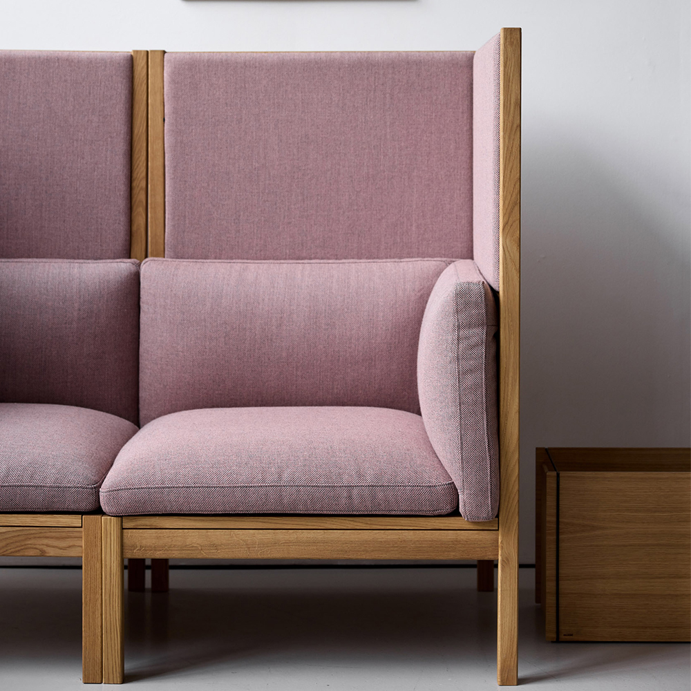 _0006_MOEBE_Modular-Sofa_Tall_IC_Low-Res_7_Re-wool_0648-1.jpg