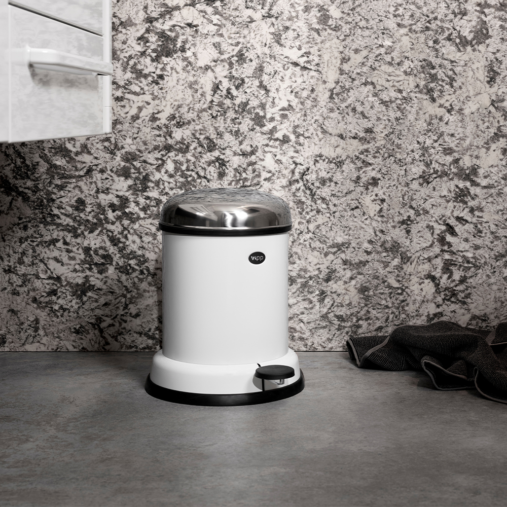 _0007_vipp14-pedal-bin-01.jpg
