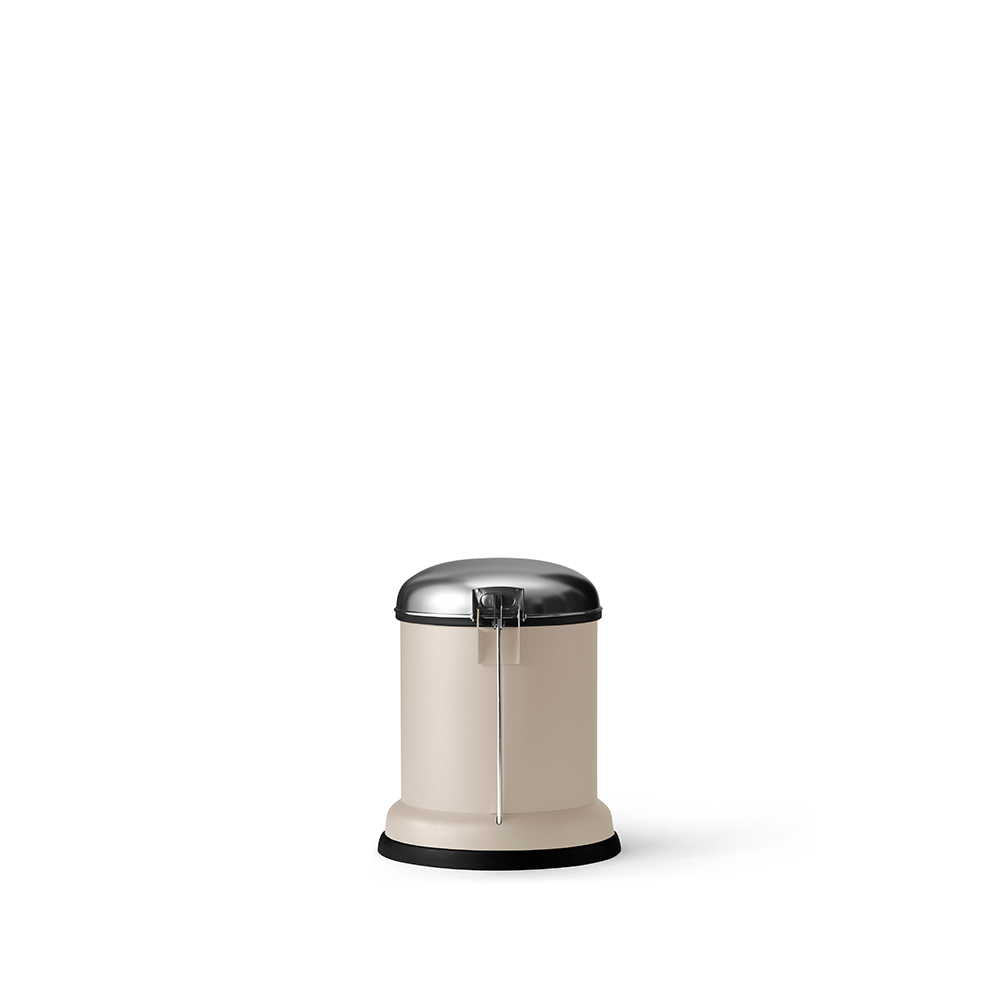 _0010_vipp-13-pedal-bin-beige-03-rgb.jpg