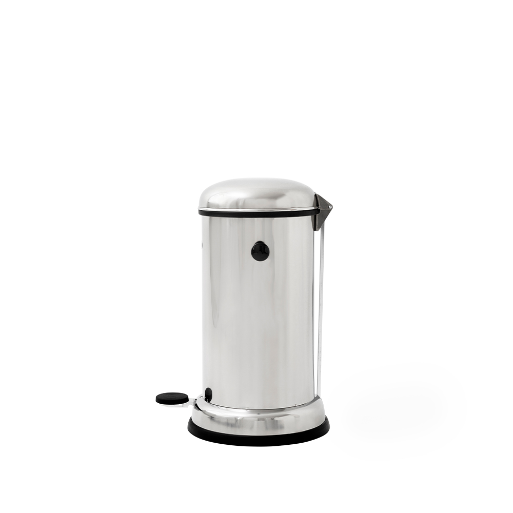 _0011_vipp-15-pedal-bin-stainless-steel-02.jpg