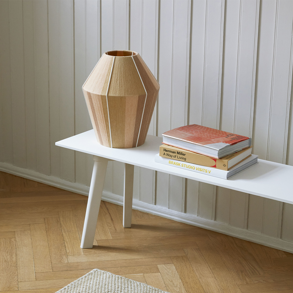 _0012_Bonbon_Shade_320_yellow_melange_CPH_Deux_215_Bench_pearl_white.jpg