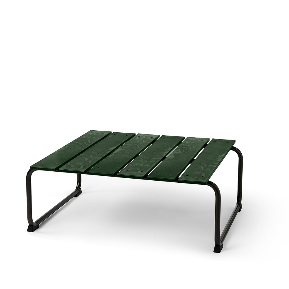 _0013_OceanLoungeTable_Carlsberg_Side_Packshot.jpg
