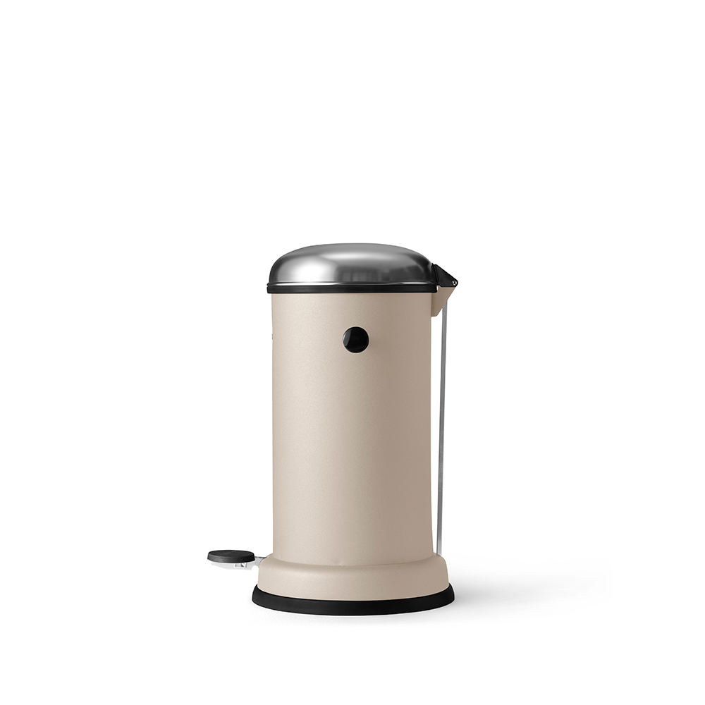 _0015_vipp-15-pedal-bin-beige-02-shadow_.jpg