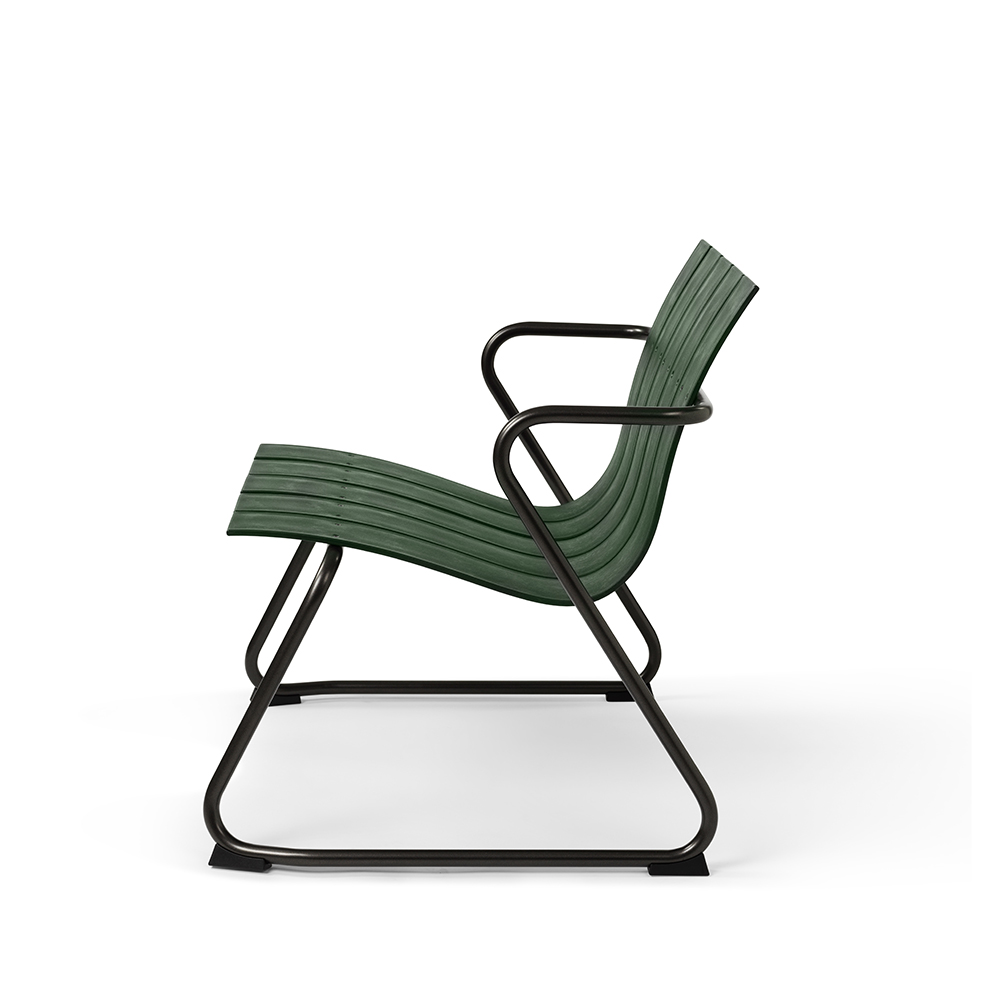 _0016_OceanLoungeChair_Carlsberg_Side_Packshot.jpg