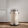 _0017_vipp15-bin-beige.jpg
