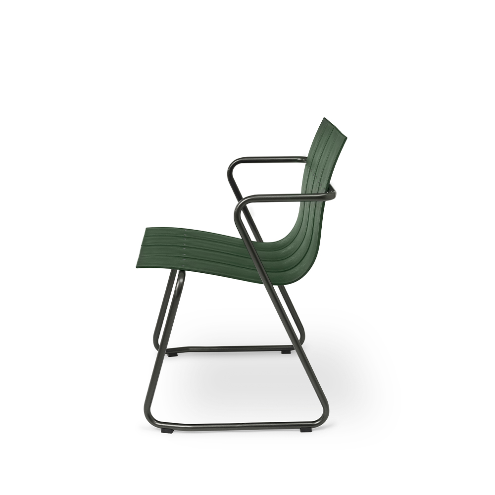 _0019_OceanChair_Carlsberg_Side_Packshot.jpg