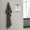 _0020_MOEBE_Rectangular-Wall-Mirror_IC_30x40_Black_High-Res_01.jpg