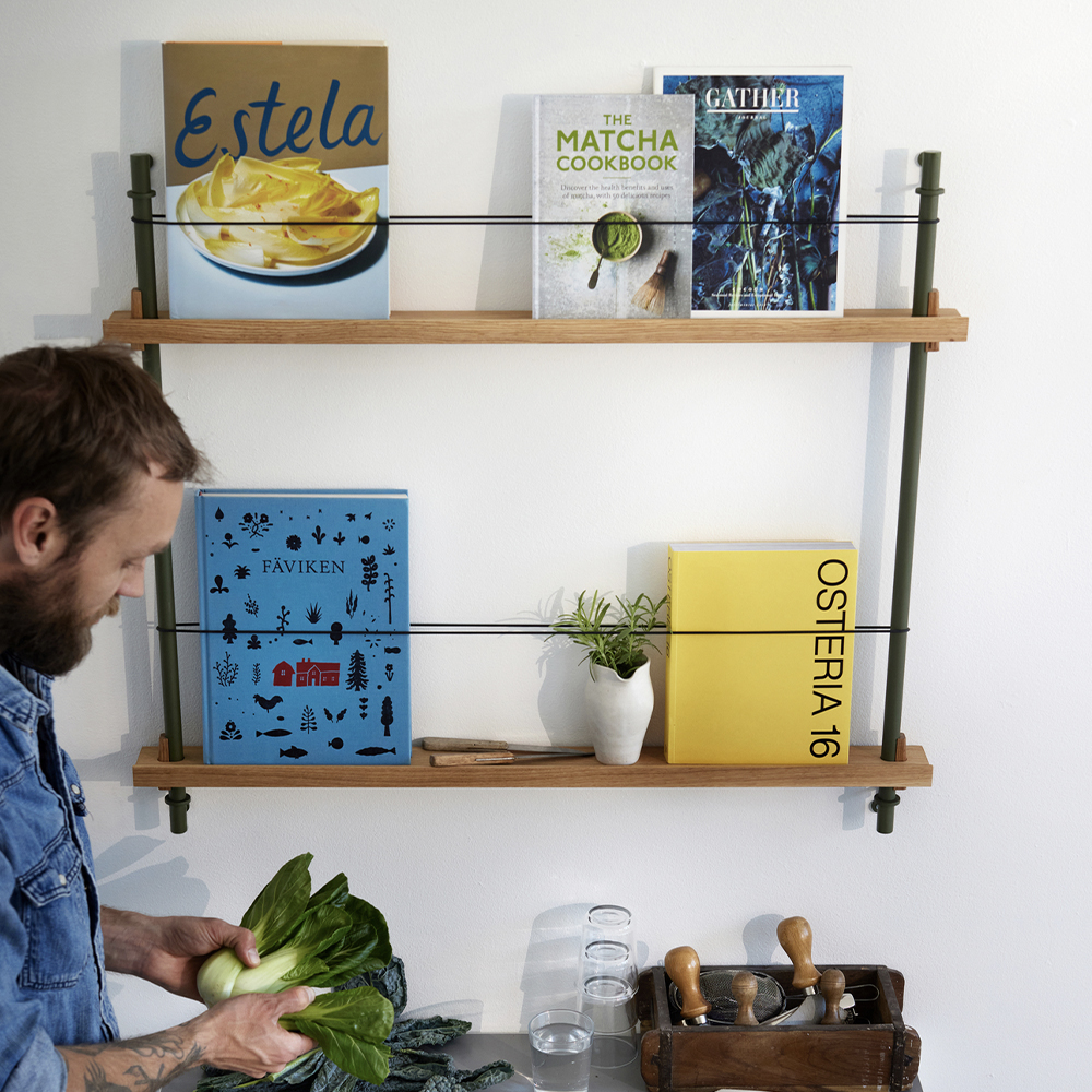 _0022_MOEBE_Magazine-Shelving_IC_Oak_Pine-Green_High-Res_1.jpg