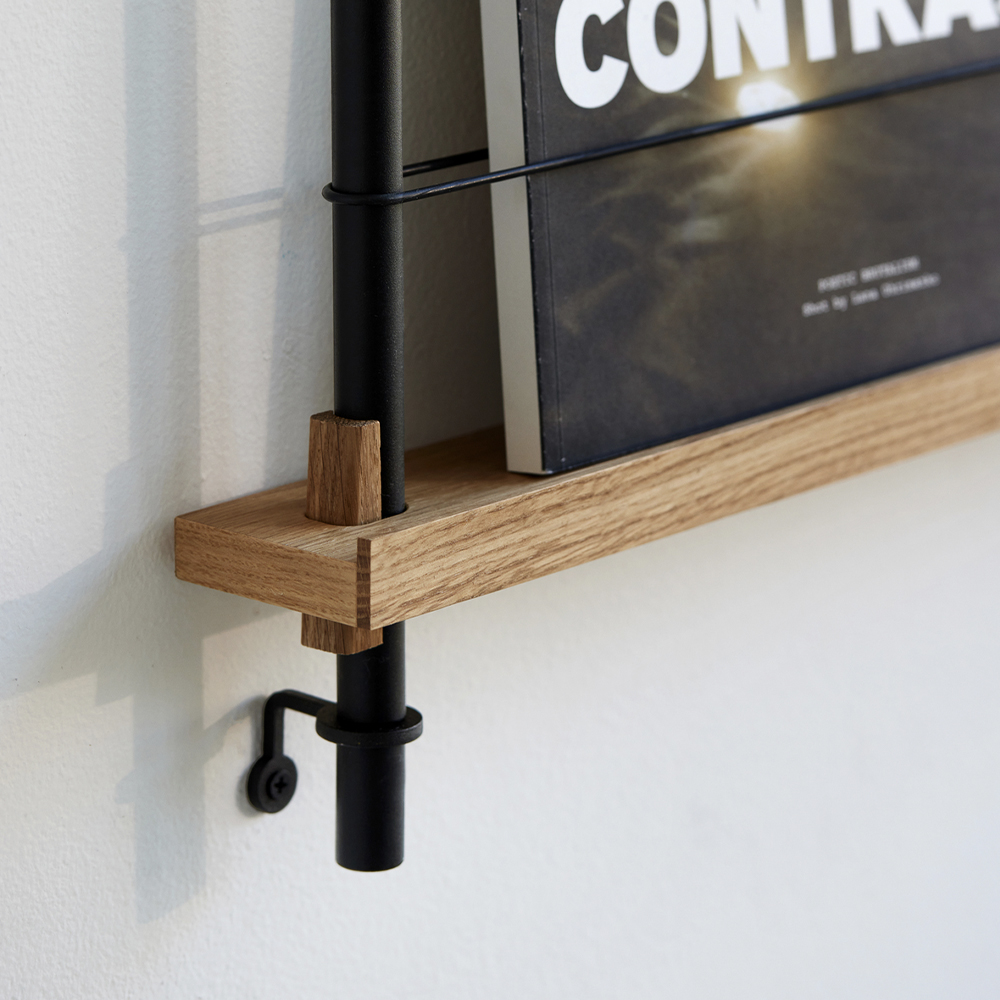 _0024_MOEBE_Magazine-Shelving_IC_Oak_Black_High-Res_3.jpg
