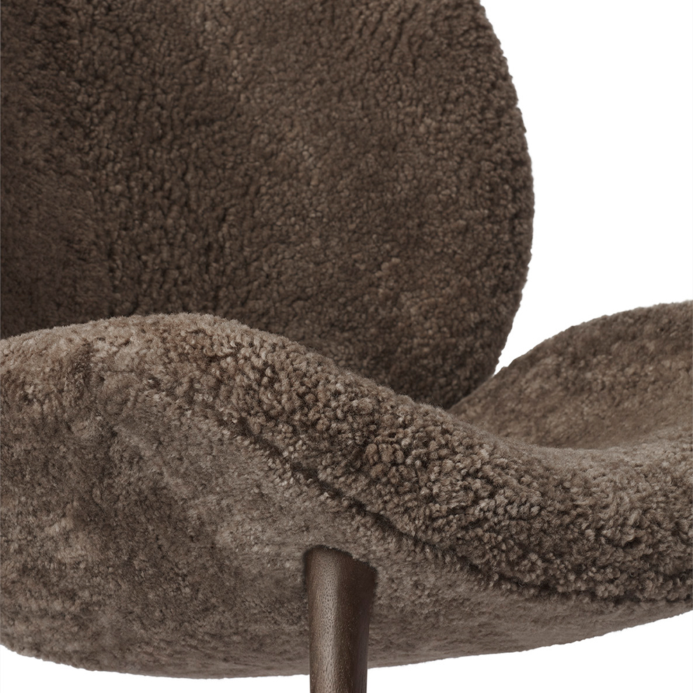 _0026_vipp-466-lodge-lounge-curly07-detail-02.jpg