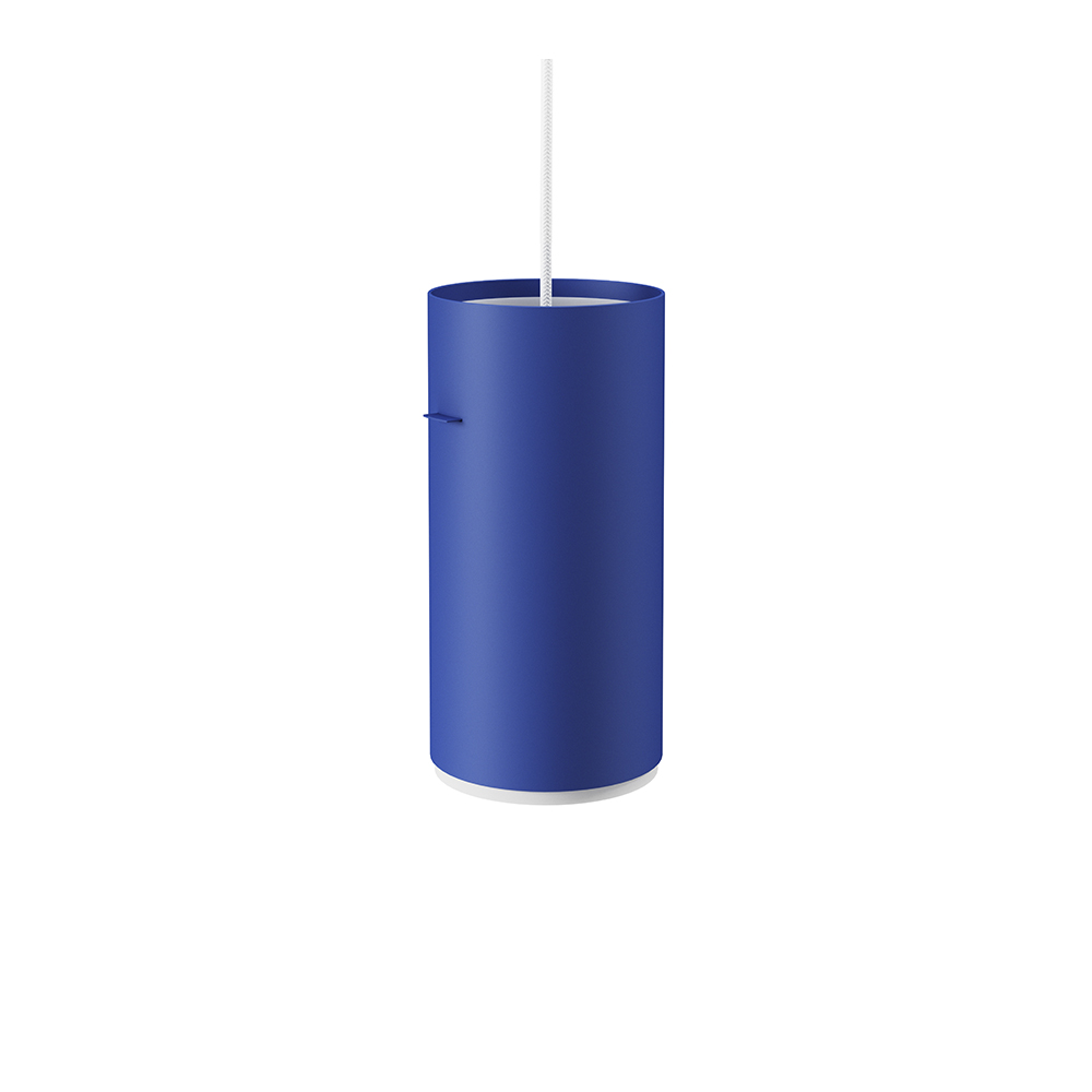 _0040_MOEBE_Tube-Pendant_WB_Large_Deep-Blue_High-Res_02.jpg