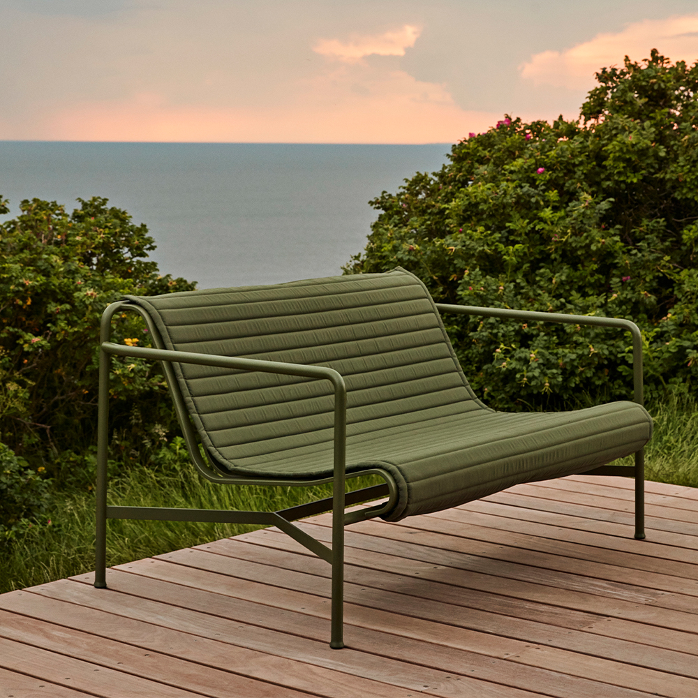 HAY-_0007_Palissade_Lounge_Sofa_olive_Palissade_Quiltet_Cushion_olive.jpg