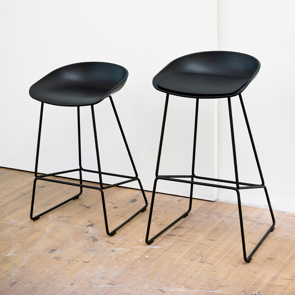 HAY-_0069_AAS_38_high_and_low_Base_black_steel_Seat_black.jpg